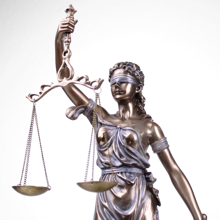 Justitia Skulptur der Themis (Bronzierte Skulptur aus Kunstharz)