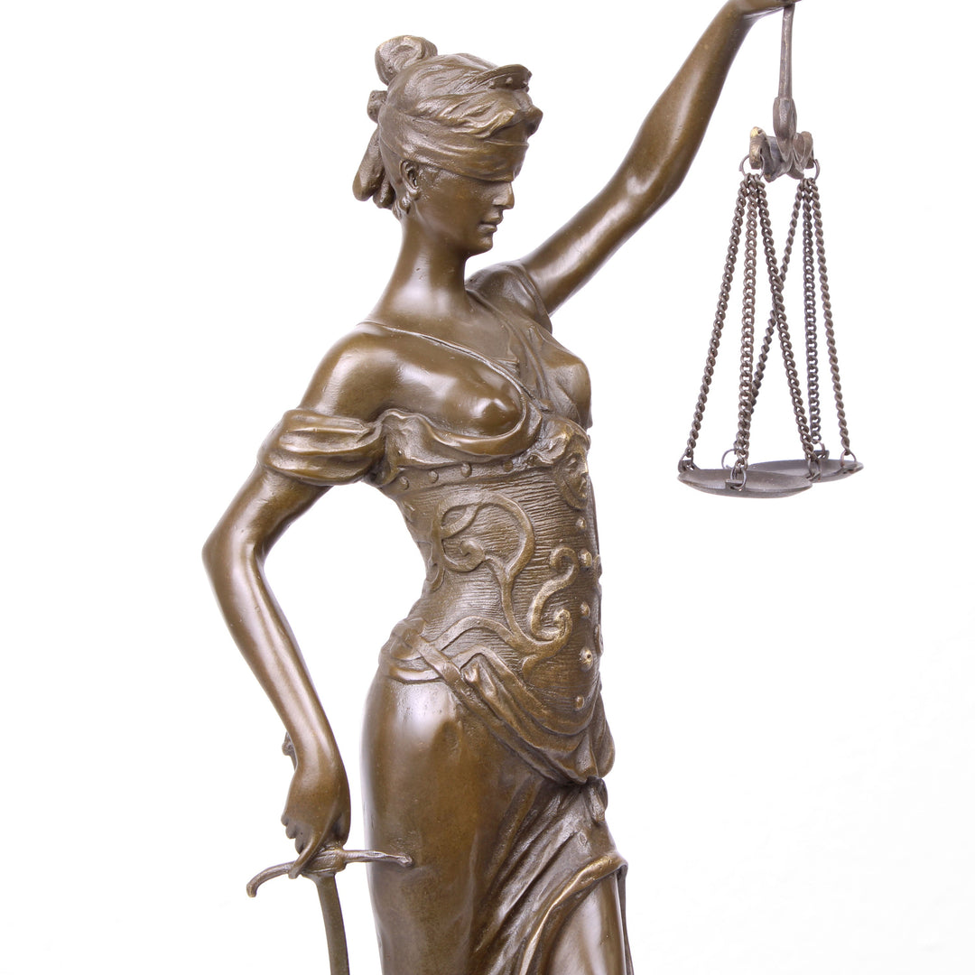 Göttin der Gerechtigkeit Statue (Bronze, Wachsguss)