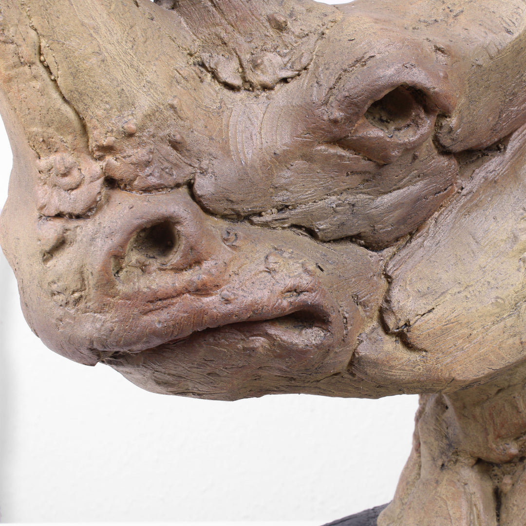 Große Nashornstatue (Kunstharz)