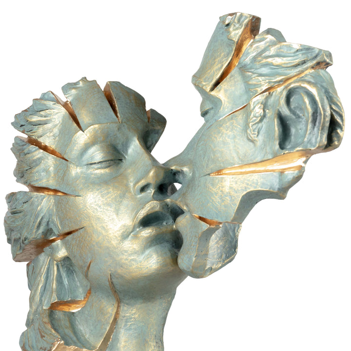 Liebespaarfigur „Approaching Kiss“ von Anglada auf Marmorsockel