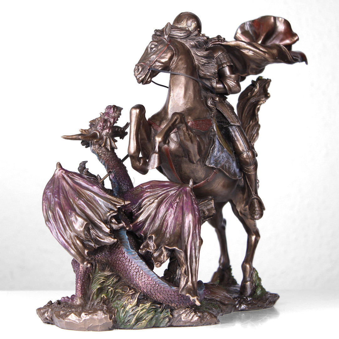 Heiliger Georg Tötet den Drachen (Bronzierte Skulptur aus Kunstharz)