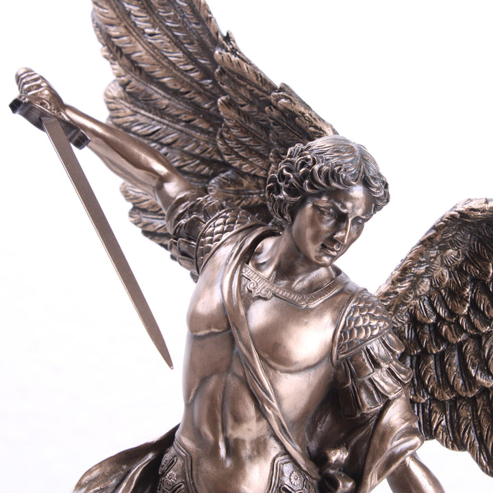 Heiliger Michael Erzengel Skulptur (Kaltguss-Bronze Statue)