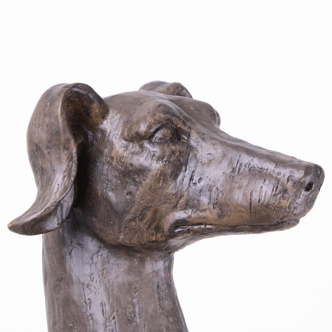 Sitzender Hund Statue (Kunstharz)