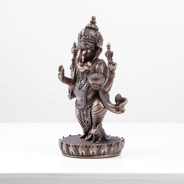 Stehender Ganesha auf Lotos Sockel (Kaltguss-Bronze Skulptur)