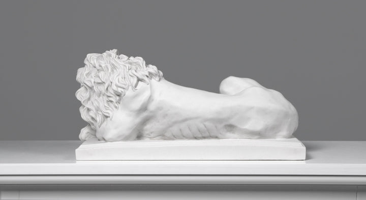 Große Löwen Statuen im Paar