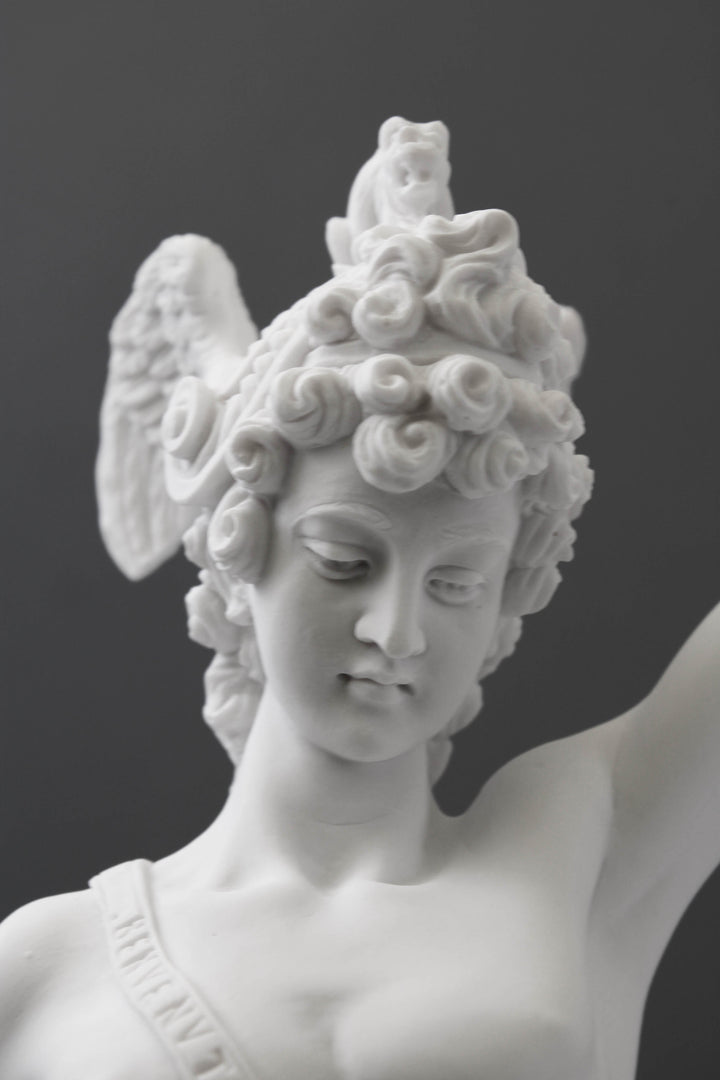 Statue von Perseus mit dem Kopf der Medusa