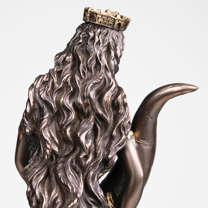 Göttin des Glücks (Bronzierte Skulptur aus Kunstharz)