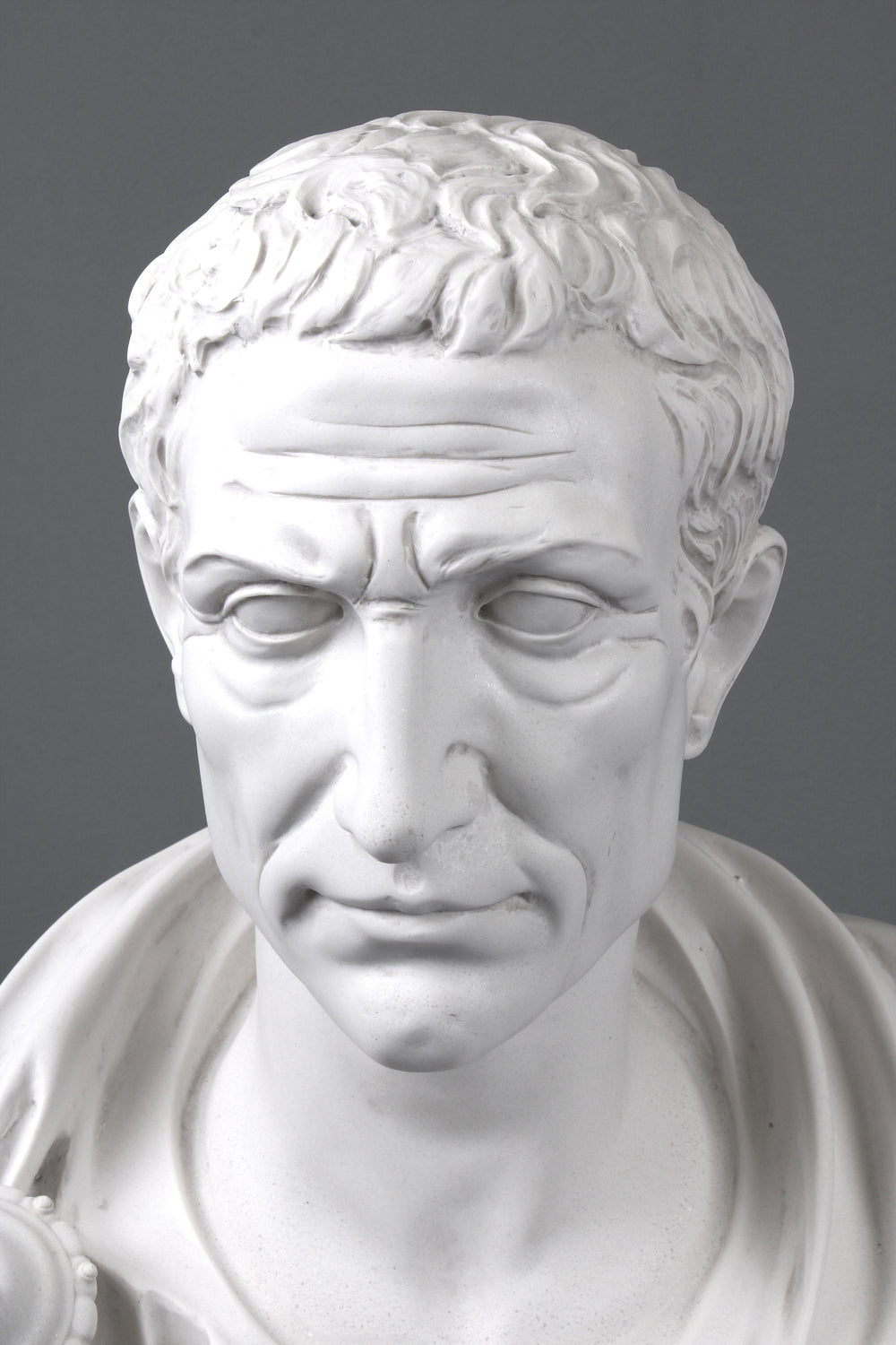 Julius Caesar Büste (in Toga)