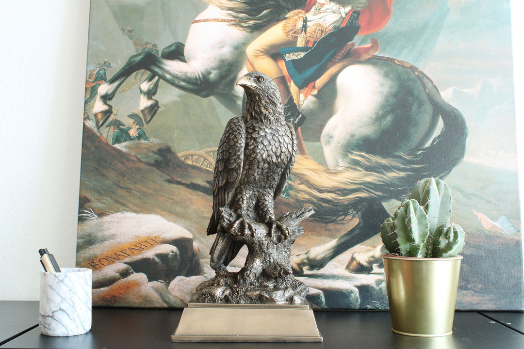 Adler (Bronzierte Skulptur aus Kunstharz)