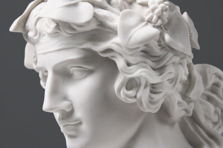 Antinous Lansdowne und Ariadne Büsten