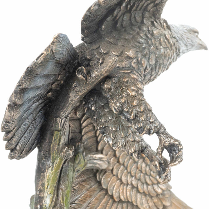 Adler Fliegend (Bronzierte Skulptur aus Kunstharz)