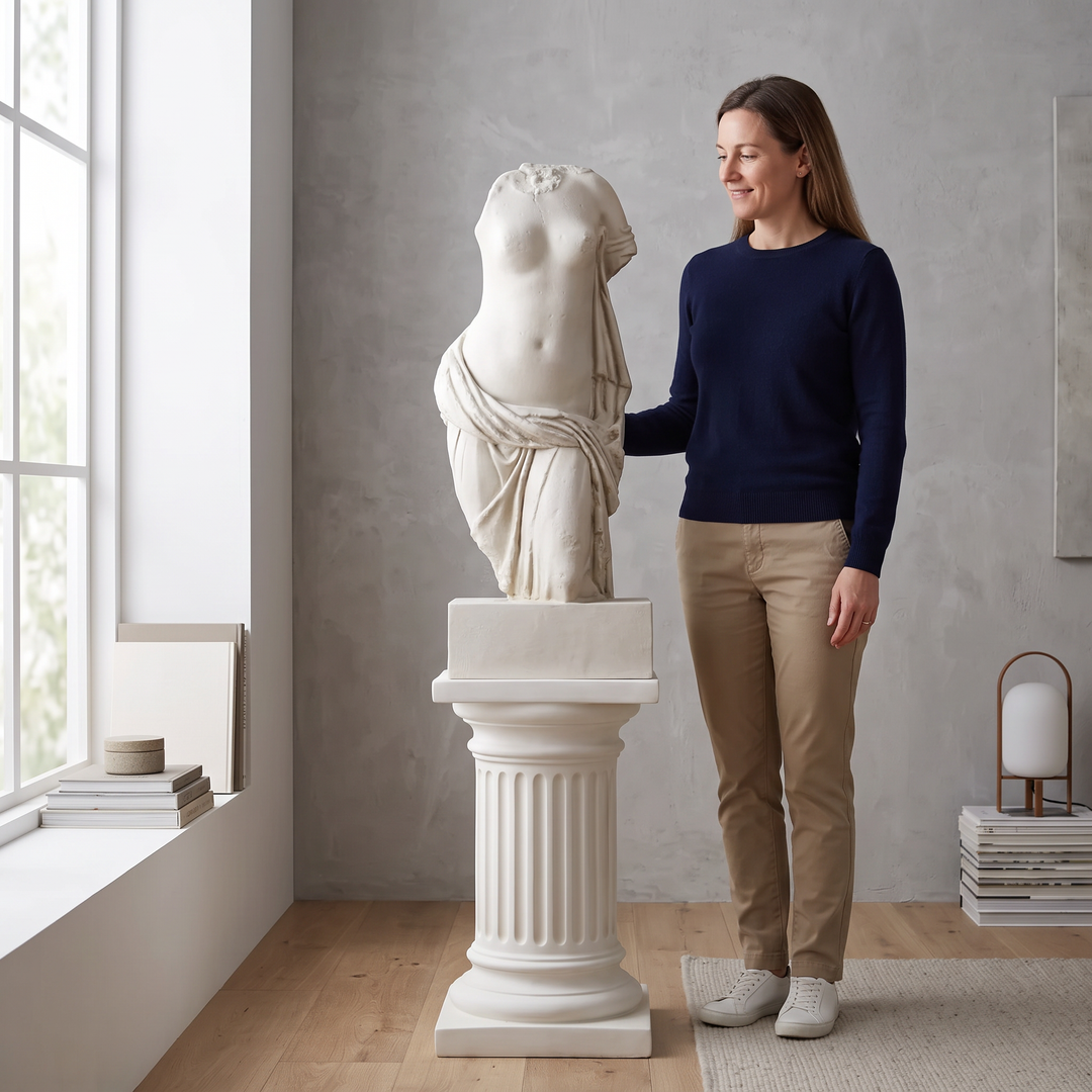 Torso der Aphrodite Statue (Gross)