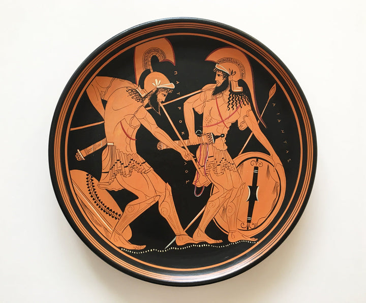 Griechischer rotfiguriger Teller mit Achilles und Patroklos