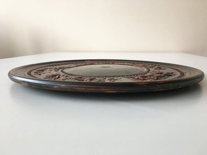 Castor-Ware-Teller mit Eichelmotiv