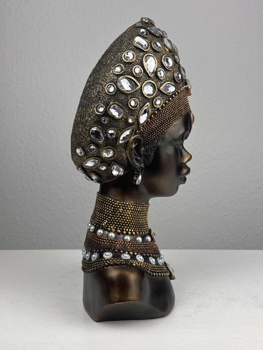 Majestätische Afrikanische Königin Büste (Bronzefinish)