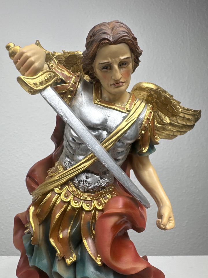 Erzengel Michael Skulptur (Große Statue)