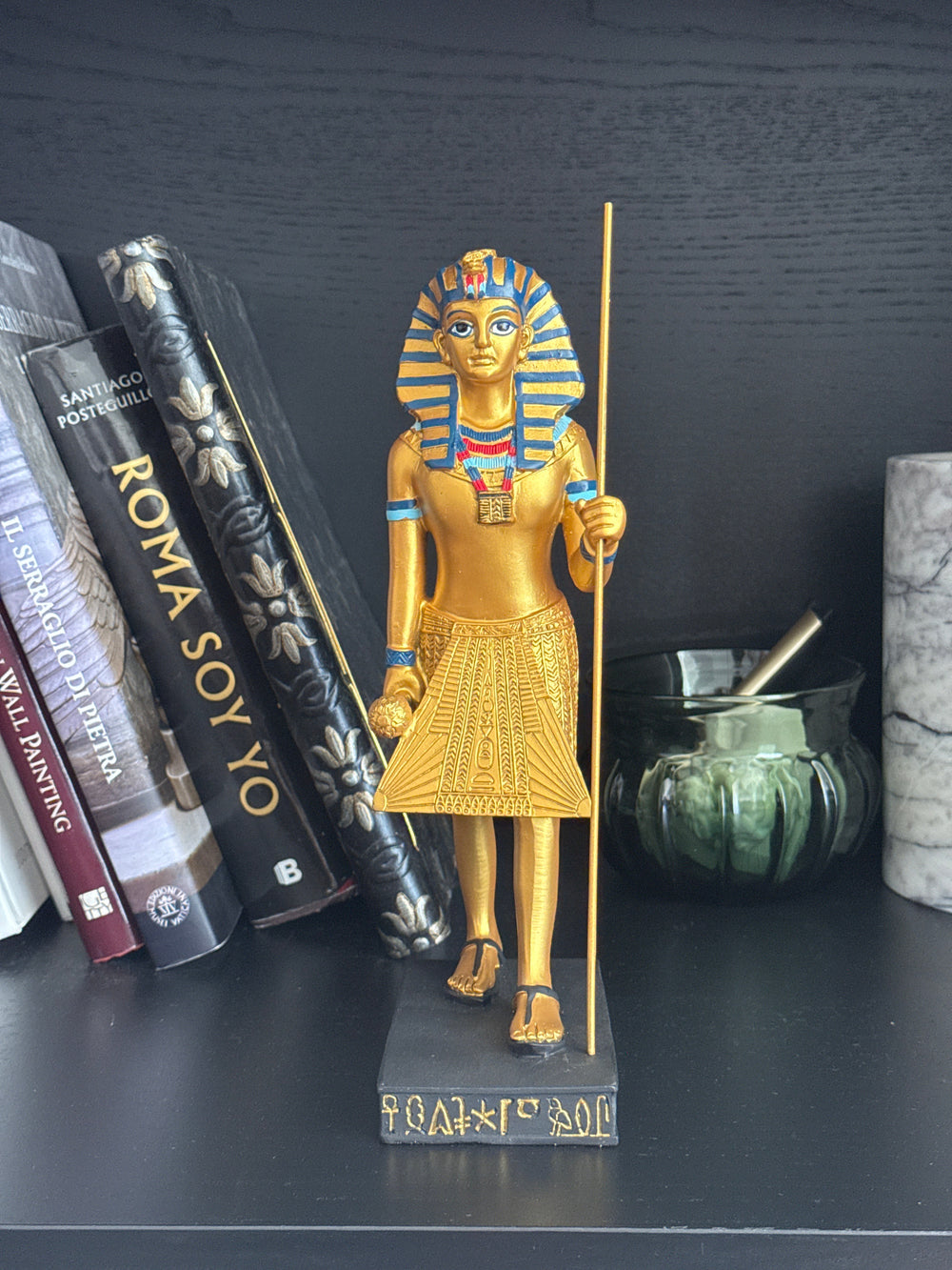 Altägyptische Pharao Statue