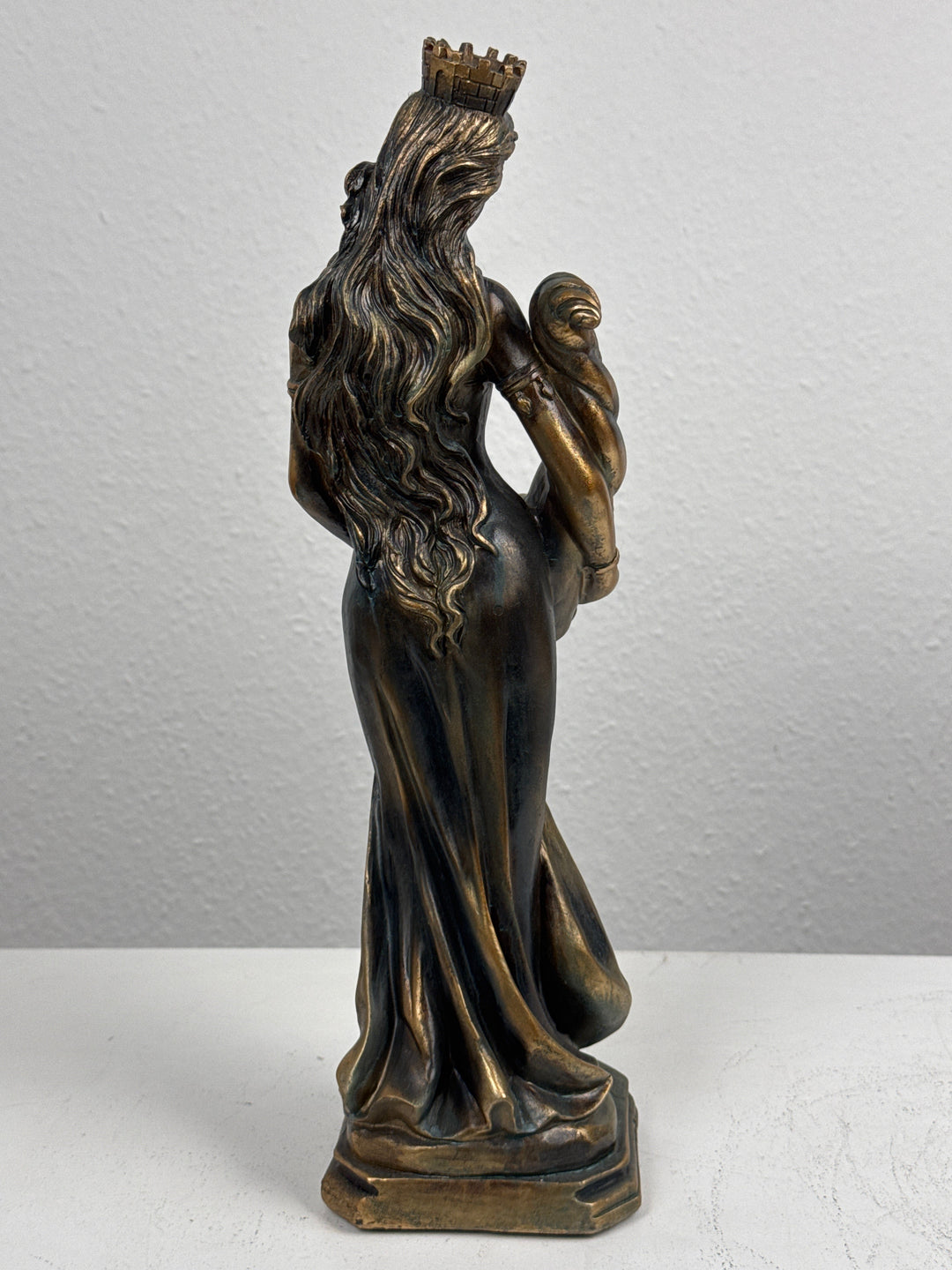 Lady Fortuna Statue – Griechische Göttin des Glücks (Patinierte Bronzefigur)