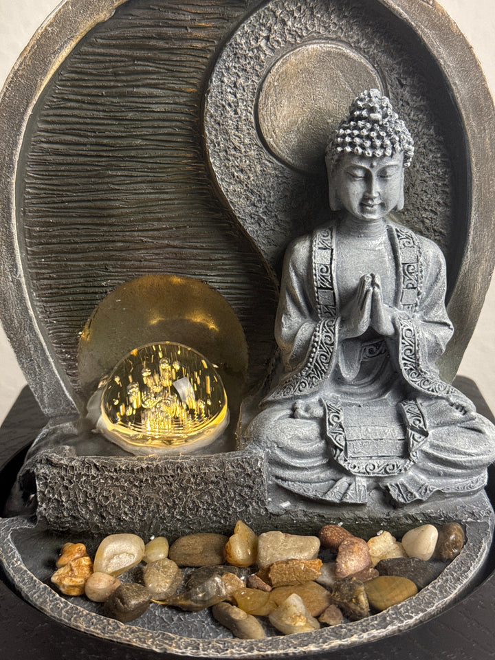 Buddha Brunnen für Innen – Zen Ruhe mit Licht und Wasserfluss