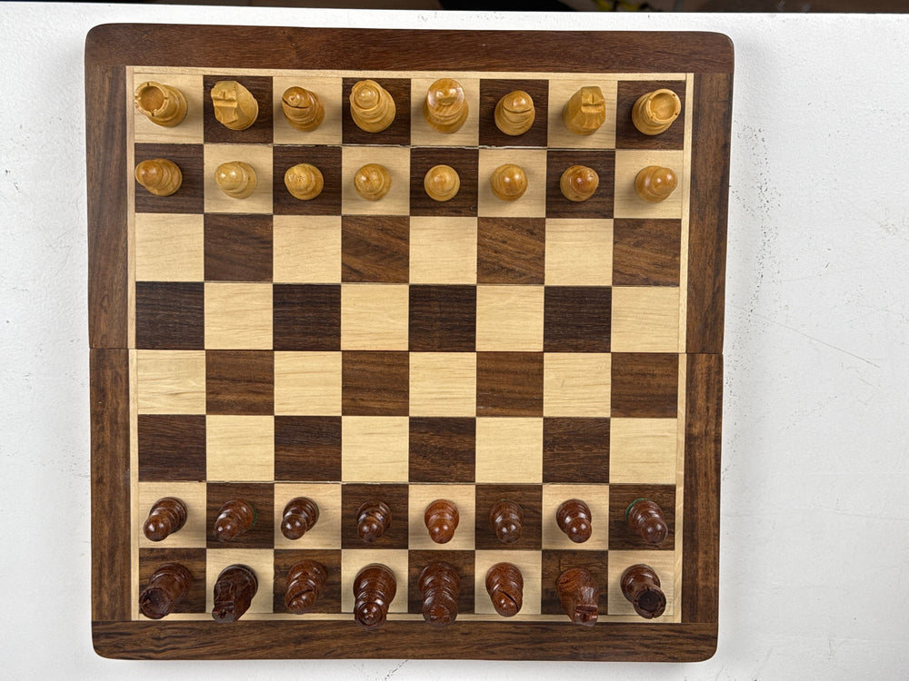 Schachset aus Holz mit Brett (Klein)