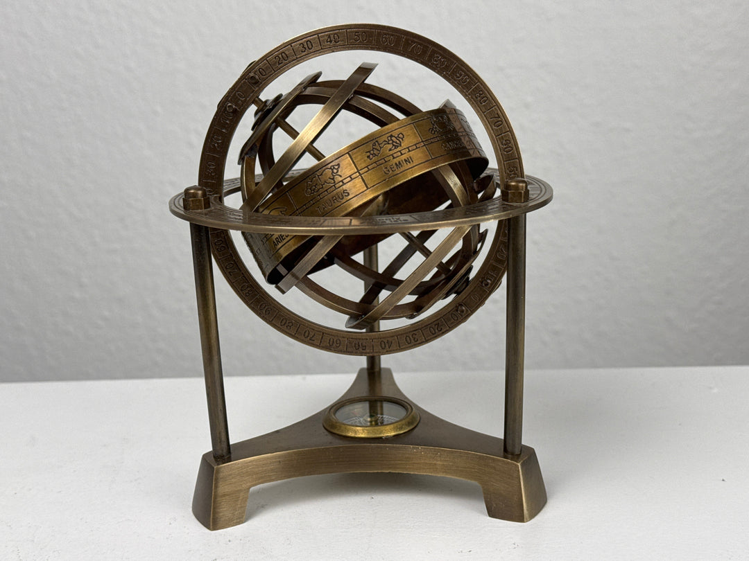 Armillarsphäre mit Kompass (Messing)