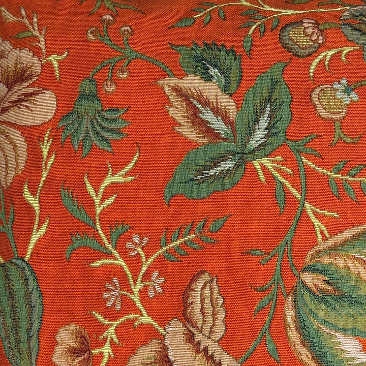 Oranger Kissenbezug mit Pfingstrosenmotiv – Botanisches Design aus dem Toile-de-Jouy-Museum (Jacquard gewebt)
