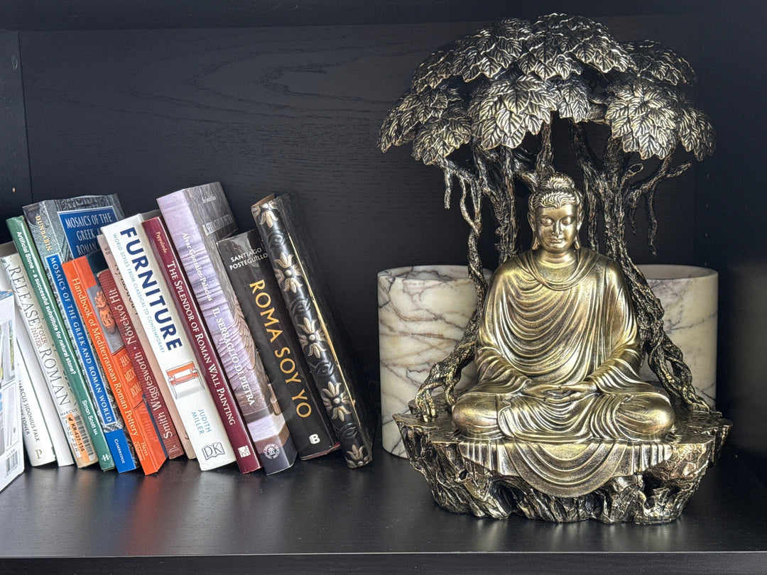 Buddha unter Bodhibaum Statue (Bronzefinish Skulptur)