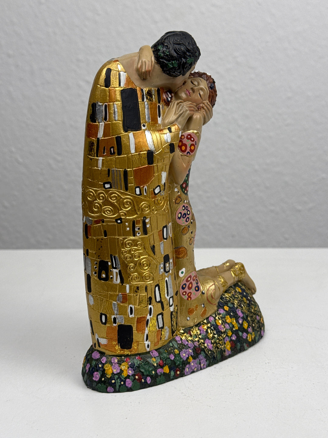 Liebes Skulptur – Der Kuss von Klimt (Liebespaar Statue)