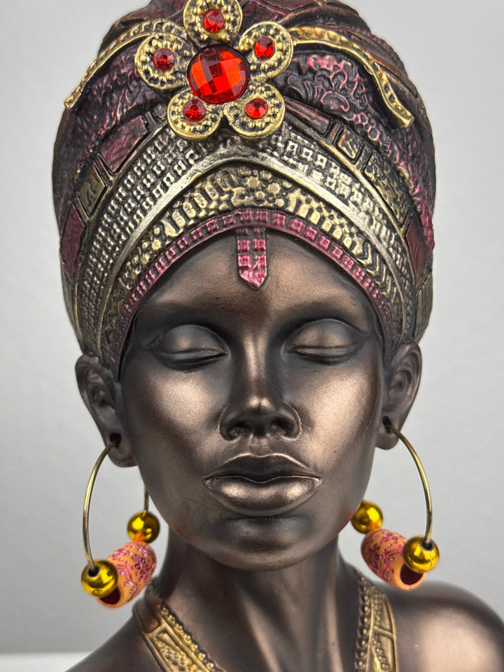 Afrikanische Königin Büste mit Kopfschmuck (Bronzefinish Skulptur)