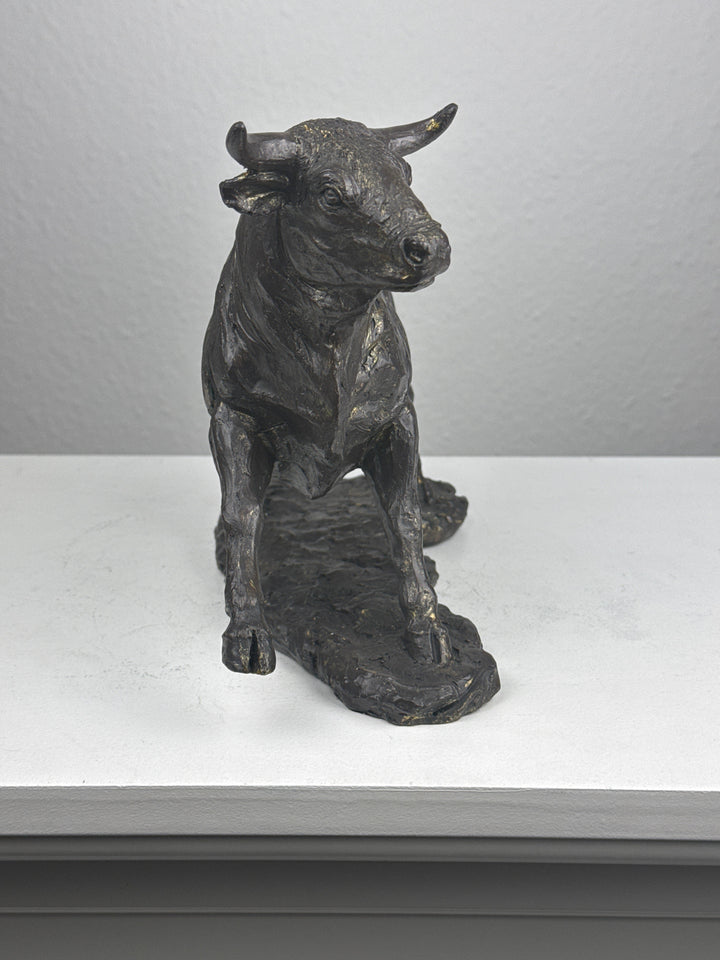 Stier Statue – Symbol für Stärke (Messing Schwarzfinish)