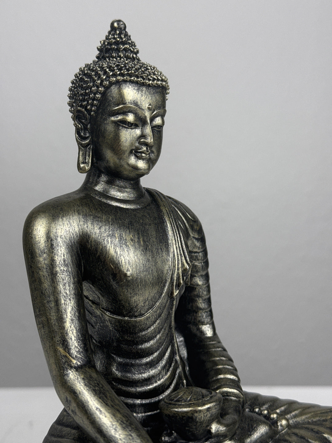 Meditierender Buddha Statue (Bronzefinish Skulptur)