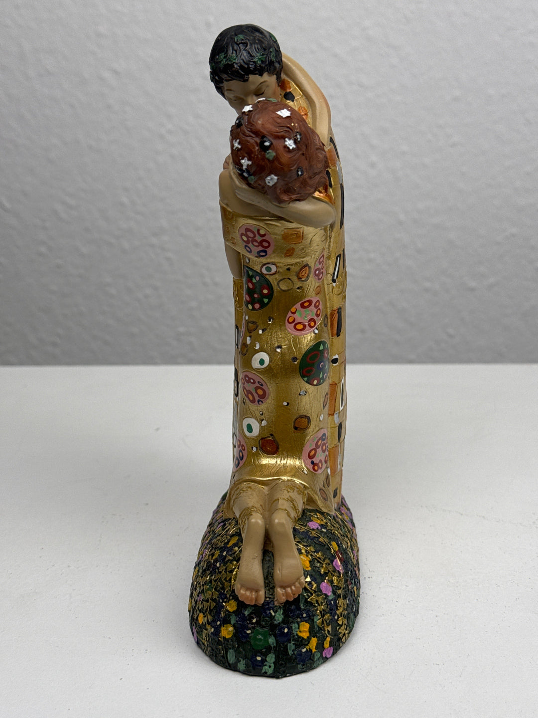 Liebes Skulptur – Der Kuss von Klimt (Liebespaar Statue)