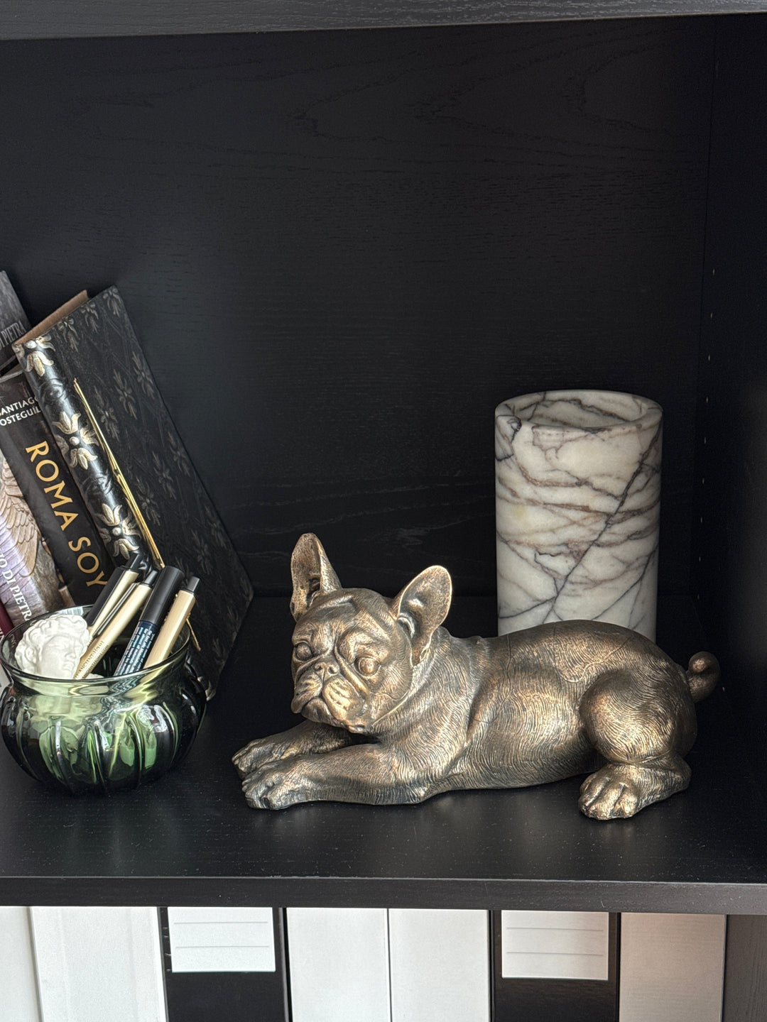 Liegende Bulldogge Statue (Bronzefinish Skulptur)