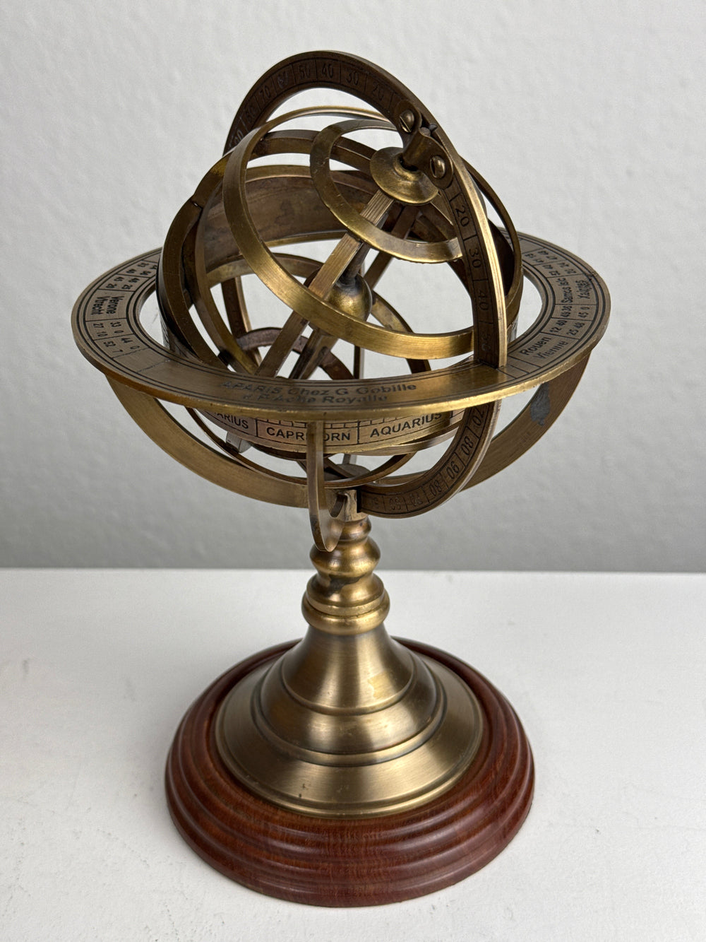 Grosse Armillarsphäre (Messing Skulptur)