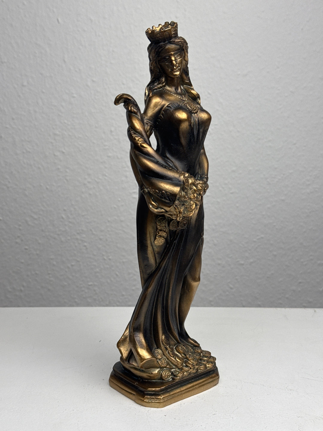 Fortuna Skulptur – Göttin des Glücks und Reichtums (Patinierte Bronzefigur)