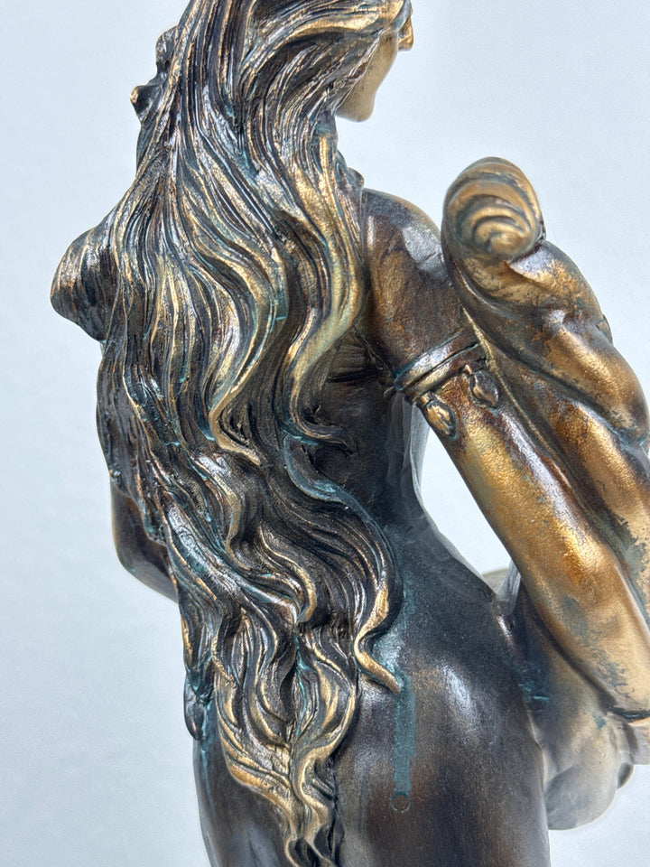 Lady Fortuna Statue – Griechische Göttin des Glücks (Patinierte Bronzefigur)