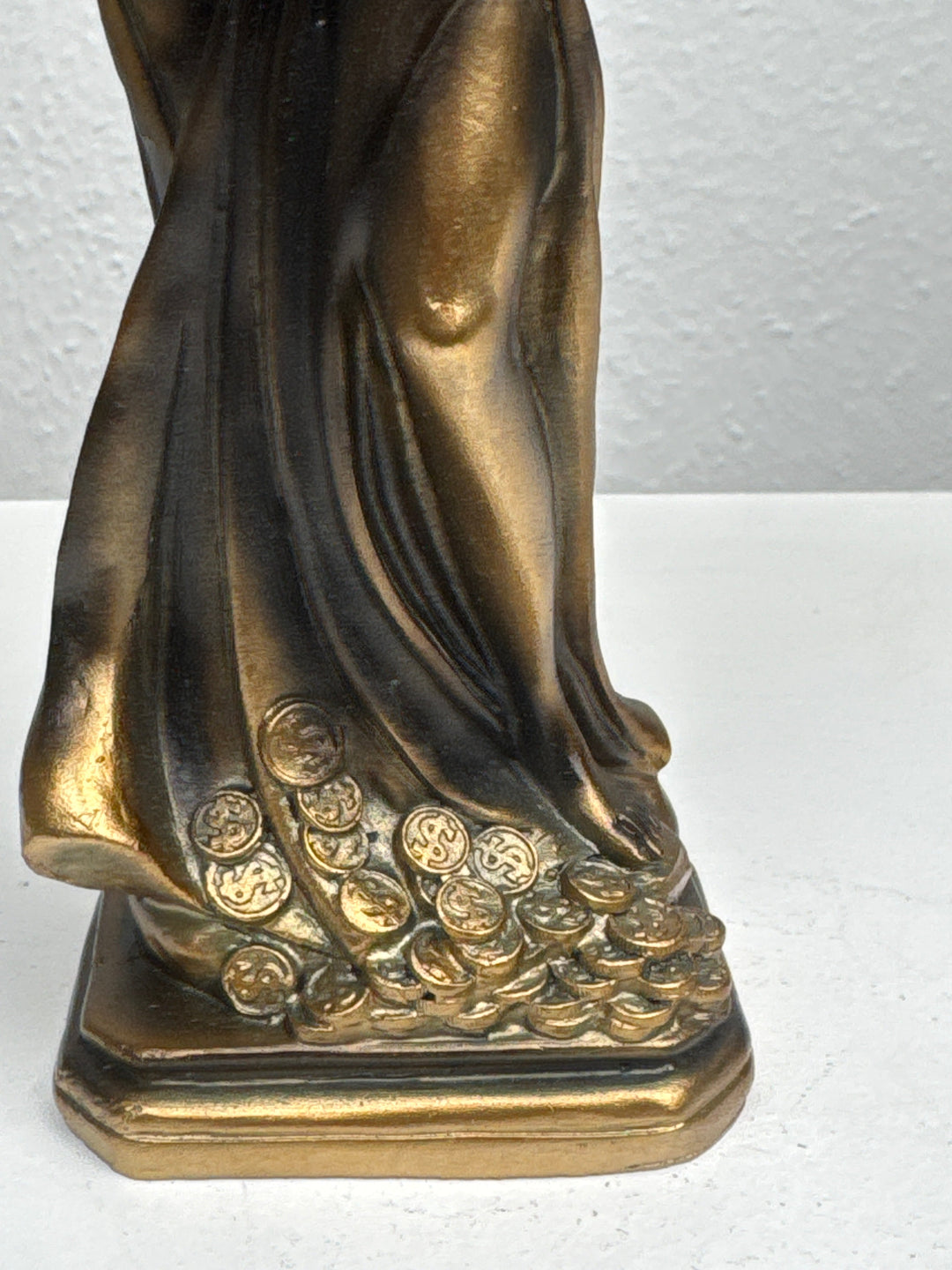 Fortuna Skulptur – Göttin des Glücks und Reichtums (Patinierte Bronzefigur)
