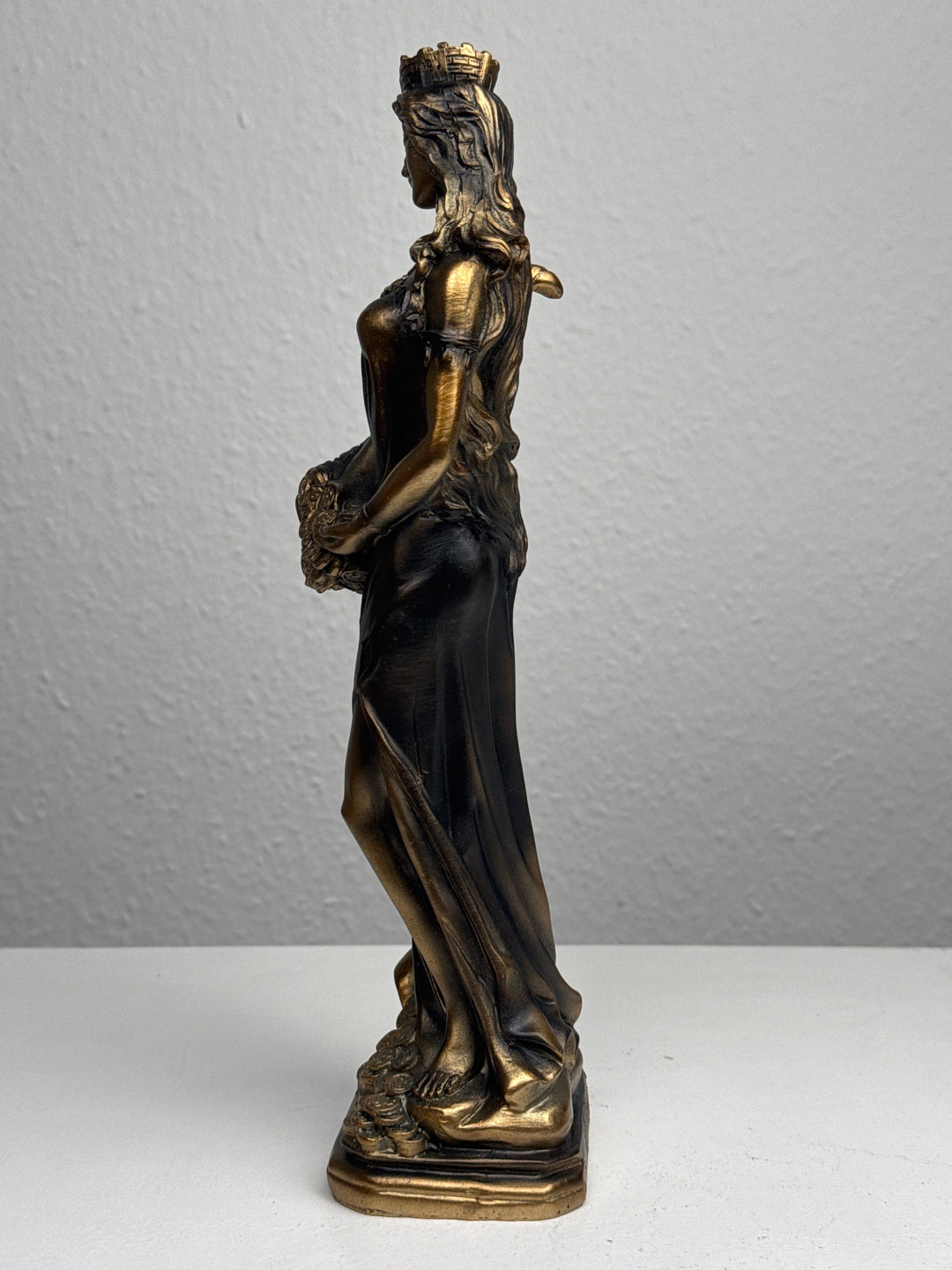 Fortuna Skulptur – Göttin des Glücks und Reichtums (Patinierte Bronzefigur)