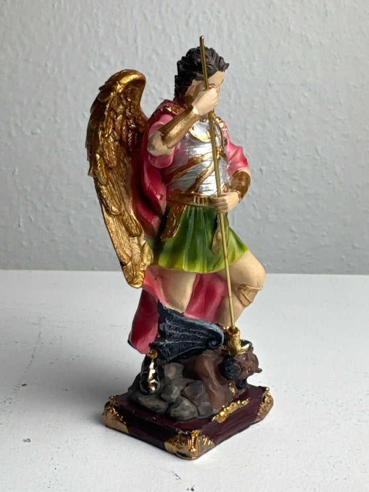 Erzengel Michael Skulptur – Besieger des Bösen Statue