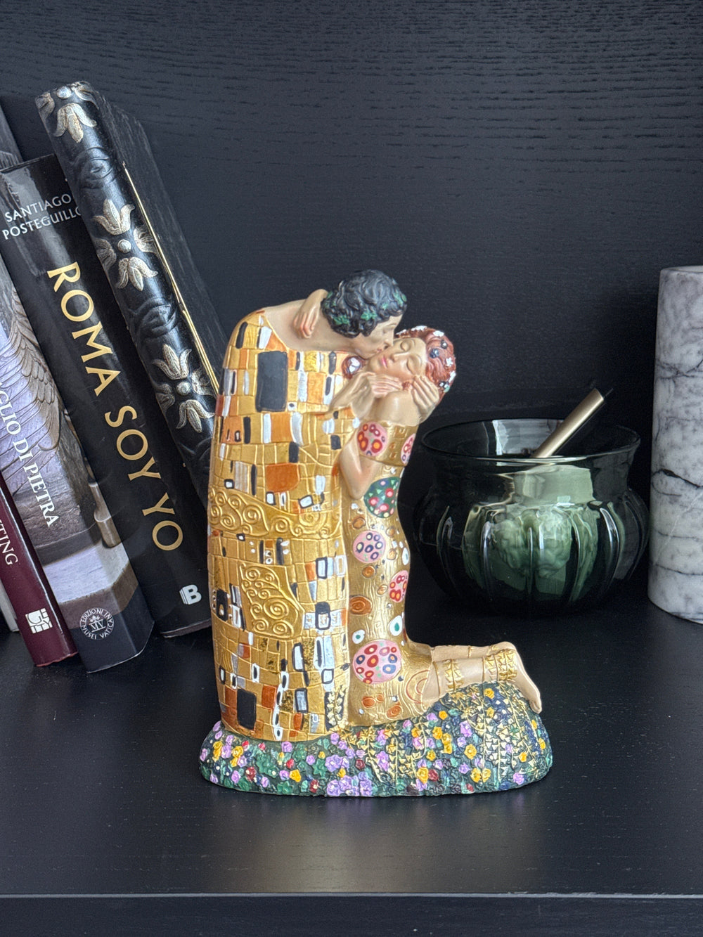 Liebes Skulptur – Der Kuss von Klimt (Liebespaar Statue)