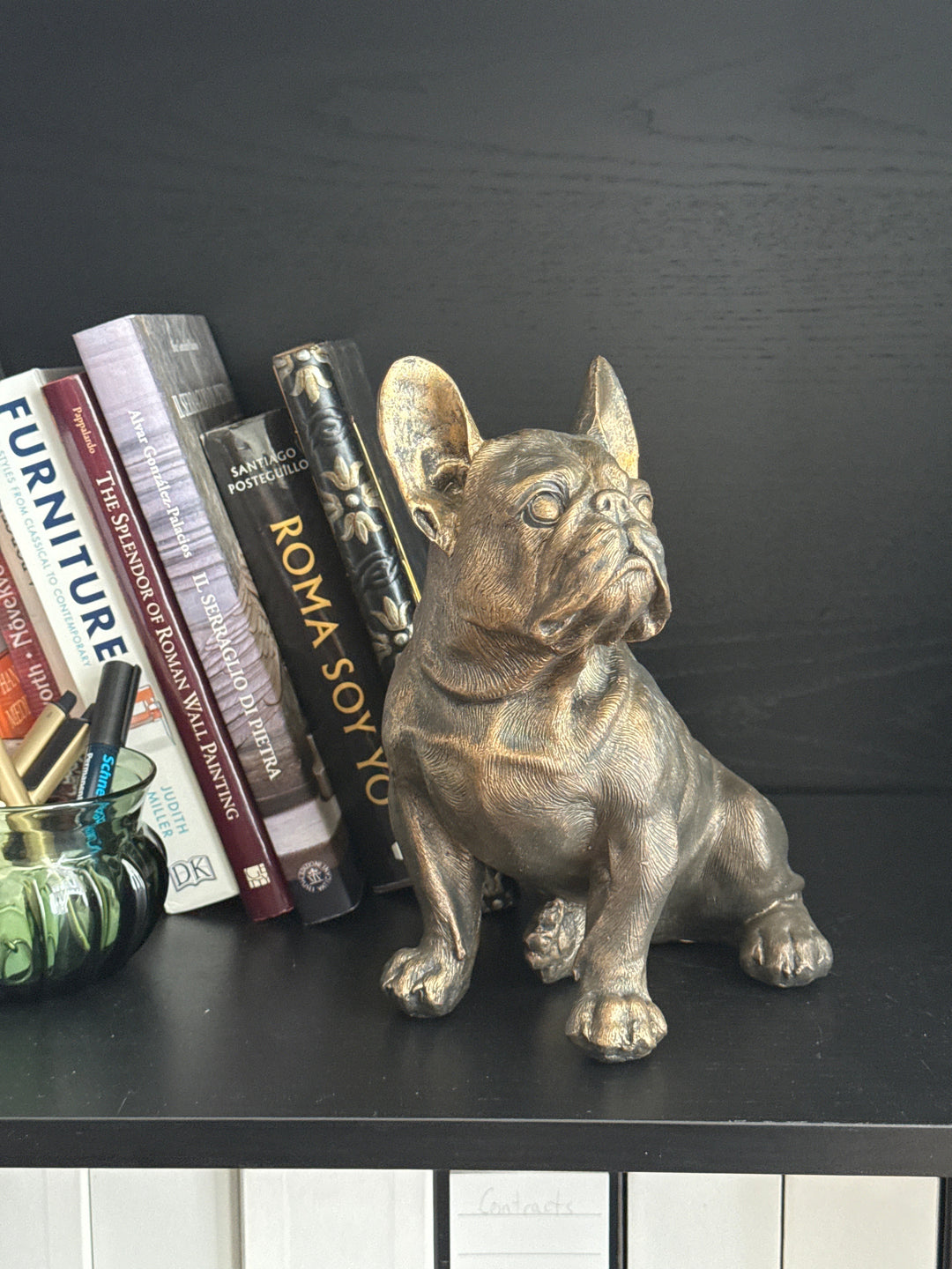 Sitzende Bulldogge Statue (Bronzefinish Skulptur)