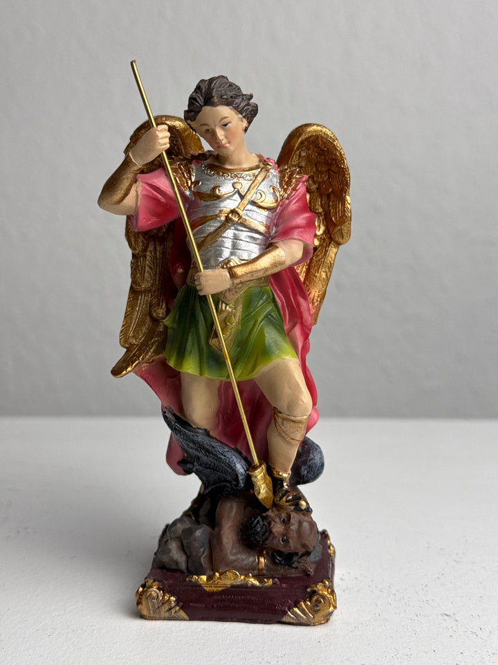 Erzengel Michael Skulptur – Besieger des Bösen Statue