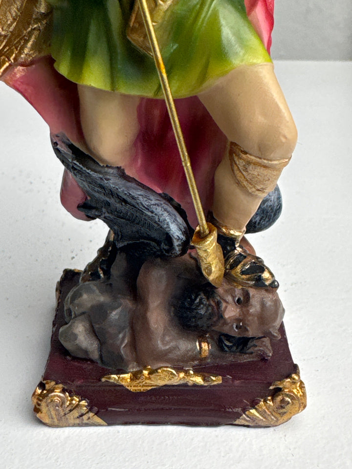 Erzengel Michael Skulptur – Besieger des Bösen Statue