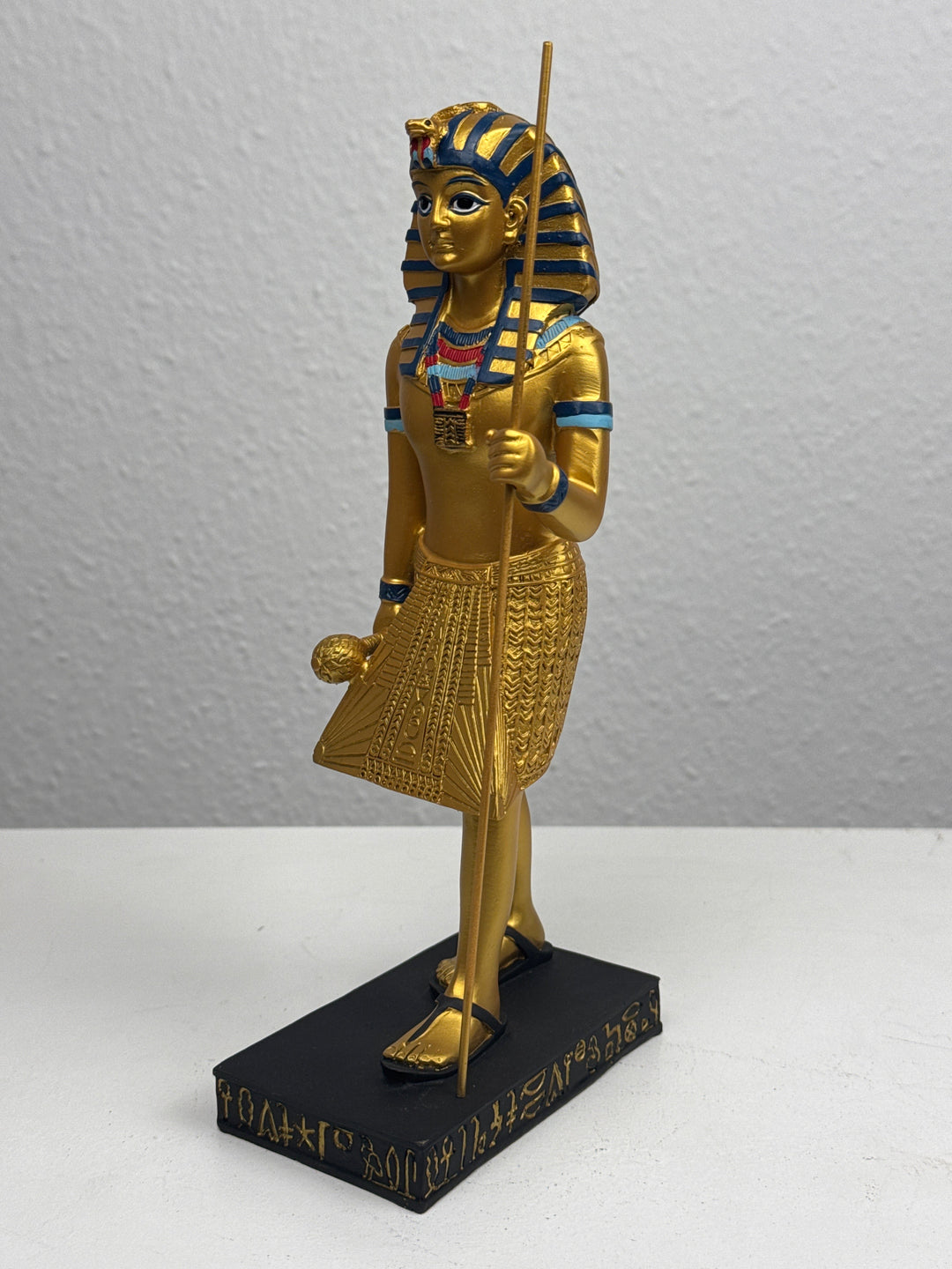 Altägyptische Pharao Statue