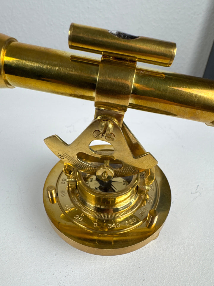 Teleskop mit Alidade (Messing)