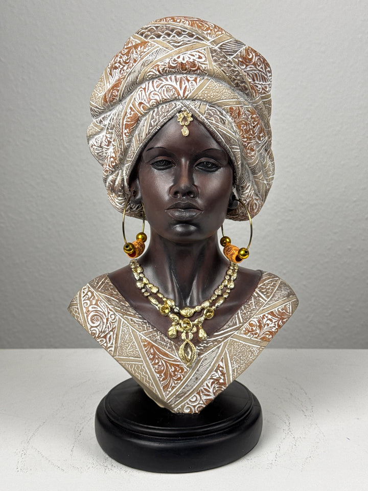 Afrikanische Dame Büste in Weiss und Gold