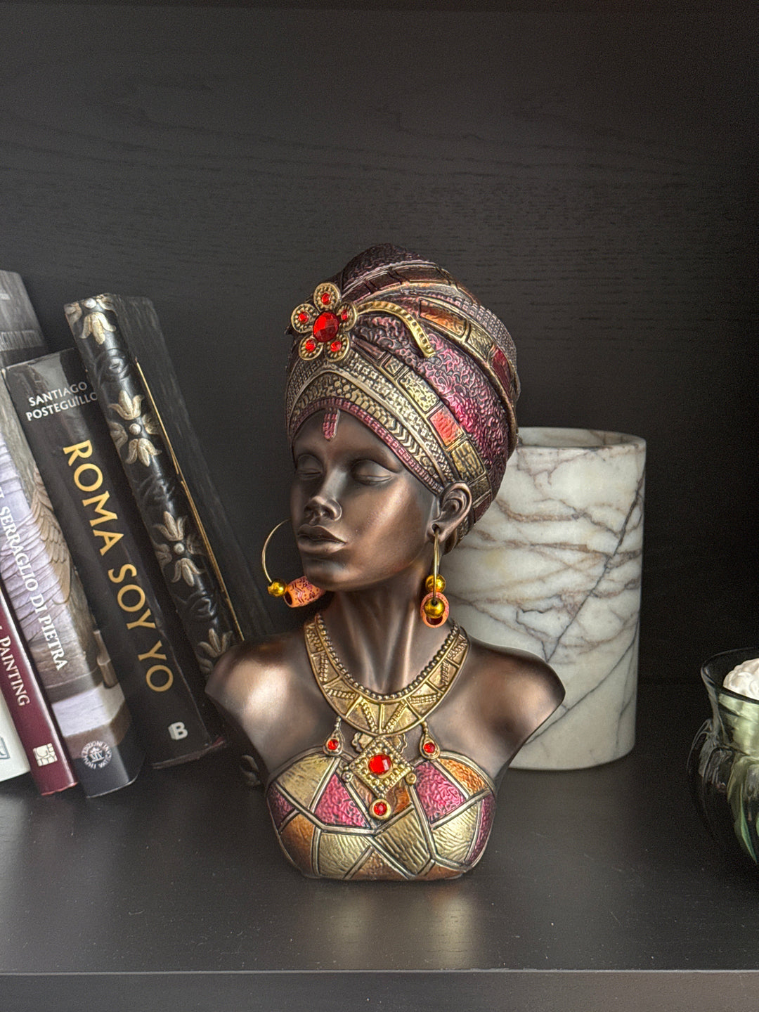 Afrikanische Königin Büste mit Kopfschmuck (Bronzefinish Skulptur)