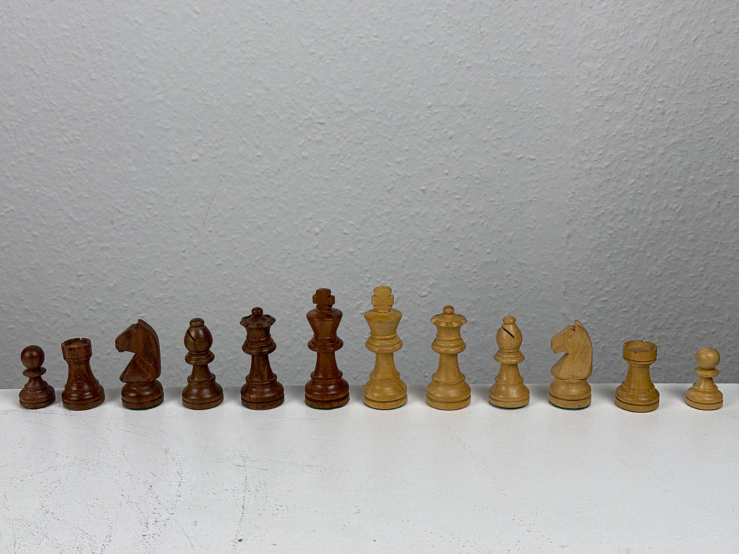 Schachset aus Holz mit Brett (Mittel)