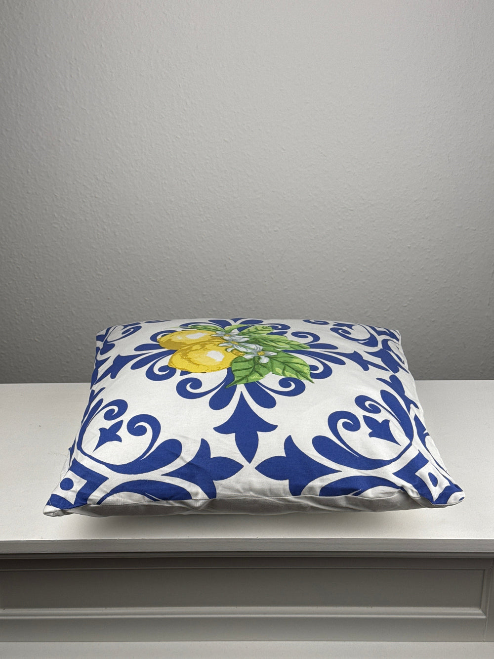 Zitronen Kissen mit Füllung – Mediterranes Blau