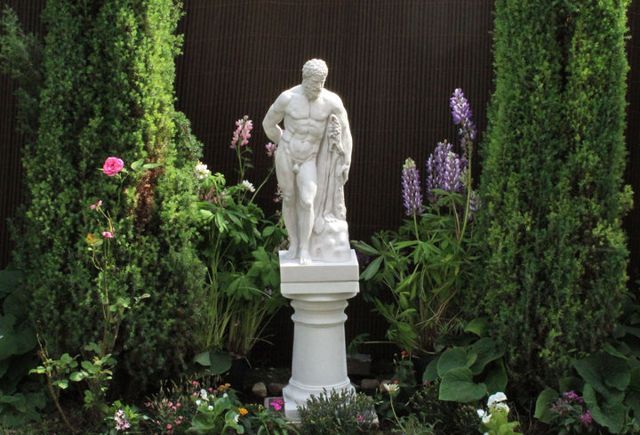 Dorische Säulen im Paar – Gartensockel